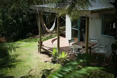 Image de The Hidden House - A quiet studio space set amongst 73 acres of native forest.