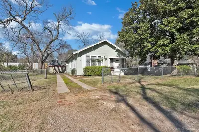 Image de Down South, Charming 2-bedroom house, Sleeps 8, 2 Full Bathrooms