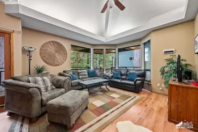 Image de Girdwood Retreat minutes from trails&slope 3br 2ba