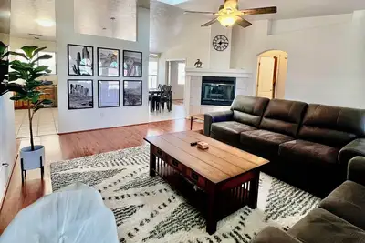Image de Grand Residence: Spacious Luxury (3 bed/2 bath)