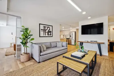 Image de #402e - Tucker at Gables Grand Plaza Miami