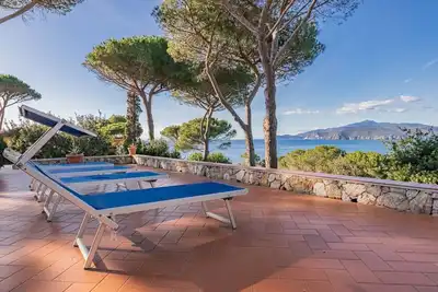 Image de Villa with private access to the beach