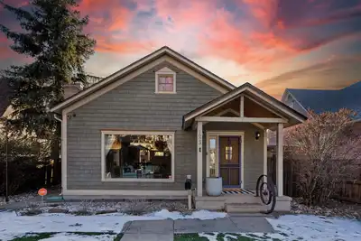 Image de Charming 2-bedroom craftsman in fabulous Colorado Springs with private hot tub!