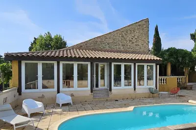 Image de Superbe villa avec piscine privée à Bize