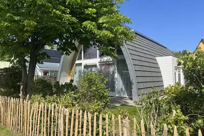 Image de Stylishly furnished, detached villa for 8 people with a beautiful, large garden with whirlpool!