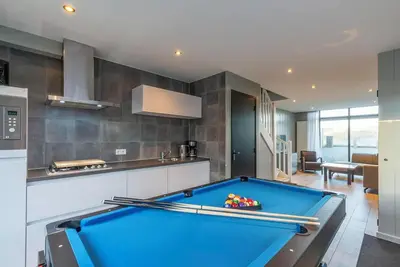 Image de Super family home for 22 people