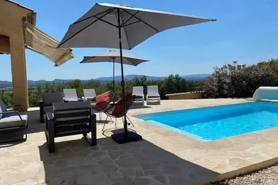 L'oustal de cigales, vue panoramique
