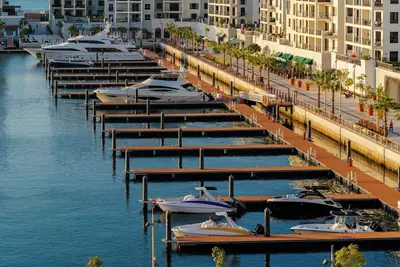 Image de 1 Bdr, Unique location, Port De La Mer, Beach access