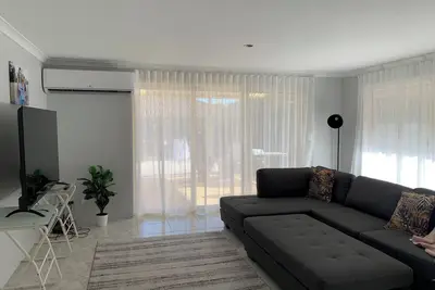 Image de Home away from home