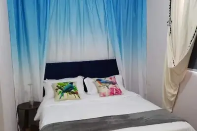 Image de B2 Queen bedroom suite with big living and balcony