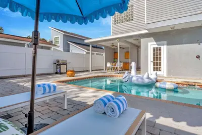 Image de Spacious 5-Bedroom Villa w/ Heated Pool & Bbq - SoHo & Downtown Tampa