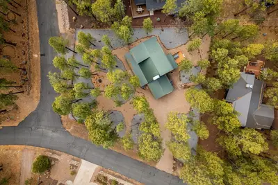 Image de Cozy Pinetop Cabin – Dog-Friendly Getaway on Spacious Fenced Corner Lot!