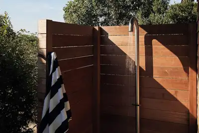 Image de Luxury Montauk Waterfront Cottage with Private Spa & Sunset Views