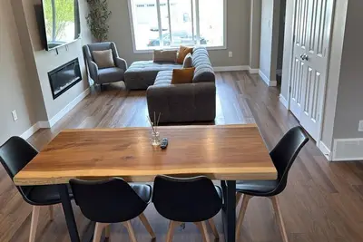 Image de Charming 3 bedroom Home Peaceful | Stylish