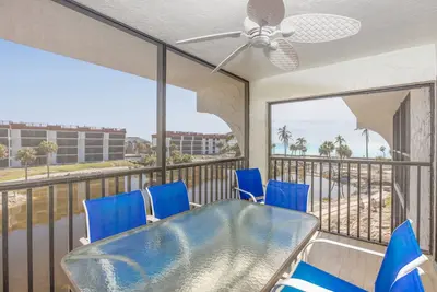 Image de Brand New to the rental market with wide open weeks!