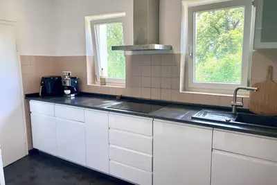 Image de Quiet balcony apartment in the noble suburb of Munich Gräfelfing with a view of the countryside