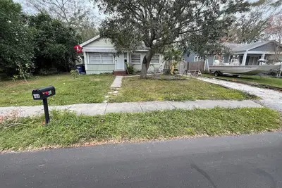 Crest Lake Park Beach House