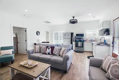 Image de Designed for Comfort | Modern | Close to Msu