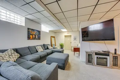 Image de 1 Mi to Dtwn: Cozy Retreat in New Kensington!