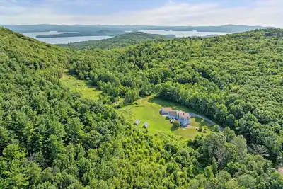 Image de Spacious 5-Acre Home Near Gunstock Mountain & Lake Winnipesaukee w/ Hot Tub
