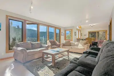 Image de Sundance Sanctuary - 5 bed, 2 bath house with mountain valley views
