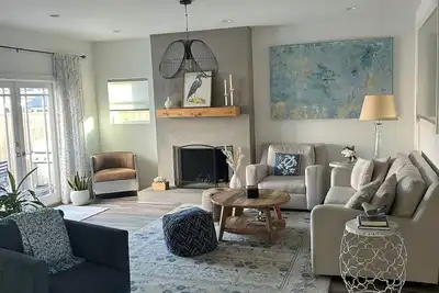 Image de Spacious 4-bedroom house in charming Seal Beach with WiFi, Ac, Pool
