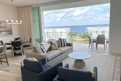 Image de Luxury/Oversized - 1 Bed/1. 5 Bath near Amazing Shore Diving W/180° Ocean Views