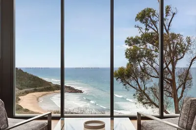 Image de Iluka Blue - popular seaside home