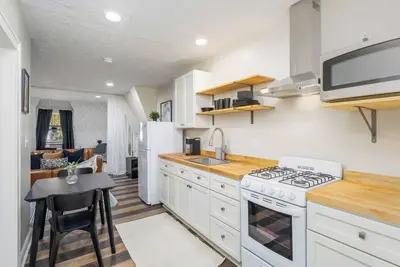 Image de Cozy Urban Studio Getaway!