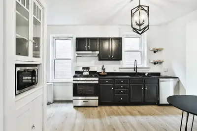 Image de Charming South City 2 Bedroom House by StayLage