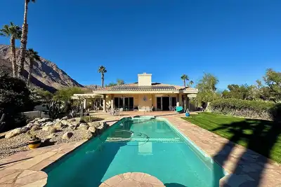 Image de Desert Oasis with Stunning Views & Private Pool – Perfect for Monthly Stays
