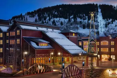 Image de Charming 2-bedroom Villa  in Park City with fitness room, WiFi- Prime location