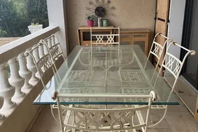 Image de Villa au calme avec terrain de boules, et jardin, idéale pour les familles