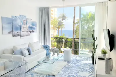Image de The White Rock (Private Access to the beach)