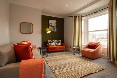 Image de Britannia Apartment - a house that sleeps 6 guests in 2 bedrooms