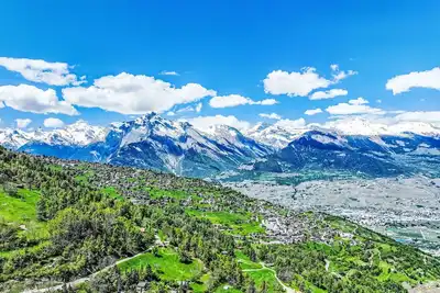 Image de Merveilleuse maison de vacances privée pour 6 personnes avec Wifi, Tv, terrasse et parking