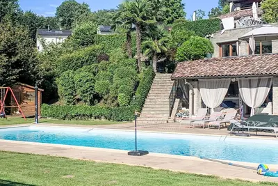 Image de Maison de vacances avec climatisation, Wifi, piscine privée, Tv, patio, vue panoramique, parking