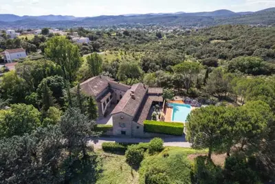 Image de Domaine d’Exception 25 Pers. près Cévennes avec A/C, Piscine, Tennis & Spa ★★★★