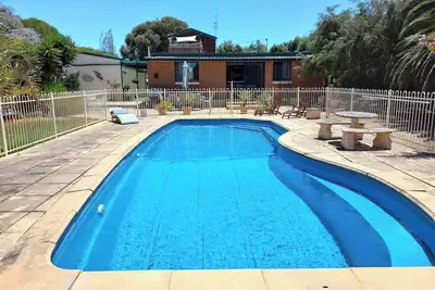 Image de BayView Apartment come and relax on a rural property not far from the beach