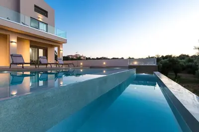 Villa Estel | Estel Residences