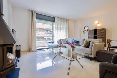 Image de Apartamento para 6 amplio y luminoso en Bonanova