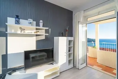 Image de Sunshine Rhapsody Apartment - Sunshine Rhapsody-2 Bedroom w/Terrace and Sea View