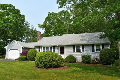 Image de Lovely north side home, only a short drive to Corporation Beach.