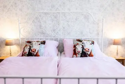 Image de Cozy, quiet apartment on the outskirts of Leer Ostf. Dog-friendly & village-like