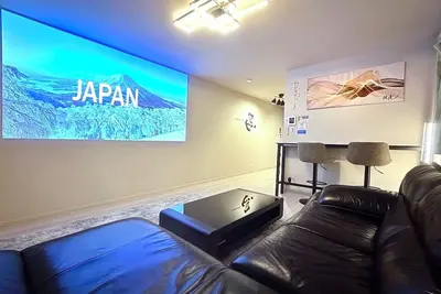 Image de New! [Built in 2024, newly built house for rent/free parking] Conveniently located 8 minutes to Namba by train! Excellent access to Osaka, Kyoto and Nara!