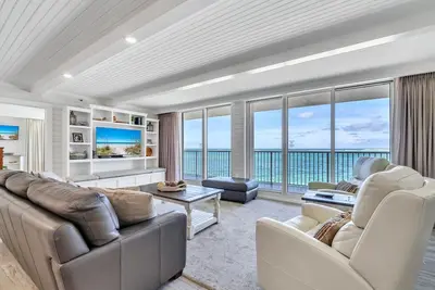 Image de 🌴Panoramic Gulf Views-Boat Slip-Huge Balcony-3br Waterview Towers 201