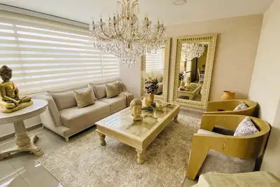 Luxury 3-bedroom apartment in the best tourist area of Cali. Close to everything