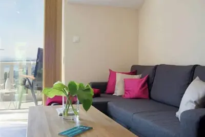 Image de Apartments Mi&Ni - One Bedroom Apartment with Balcony and Sea View