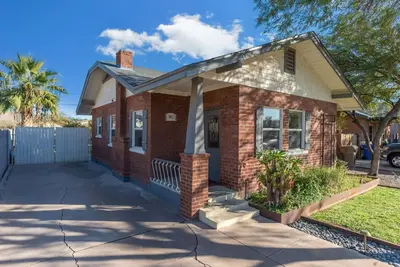 Cozy Getaway: Coronado Charm