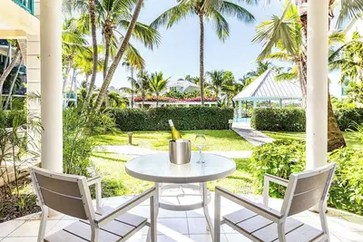 Image de 1 Bdrm Pool & Garden View at The Yacht Club D3
